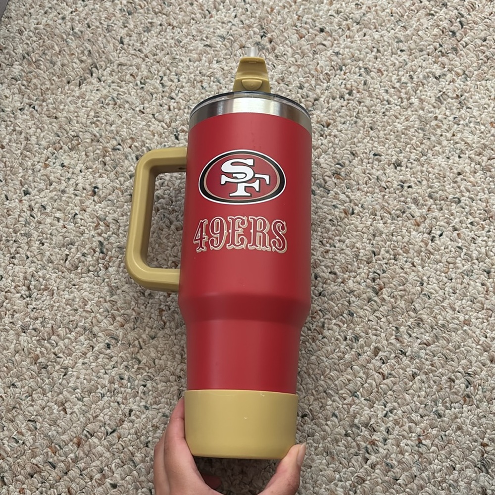 49ers Tumbler Water Bottle - Picture 2 of 5